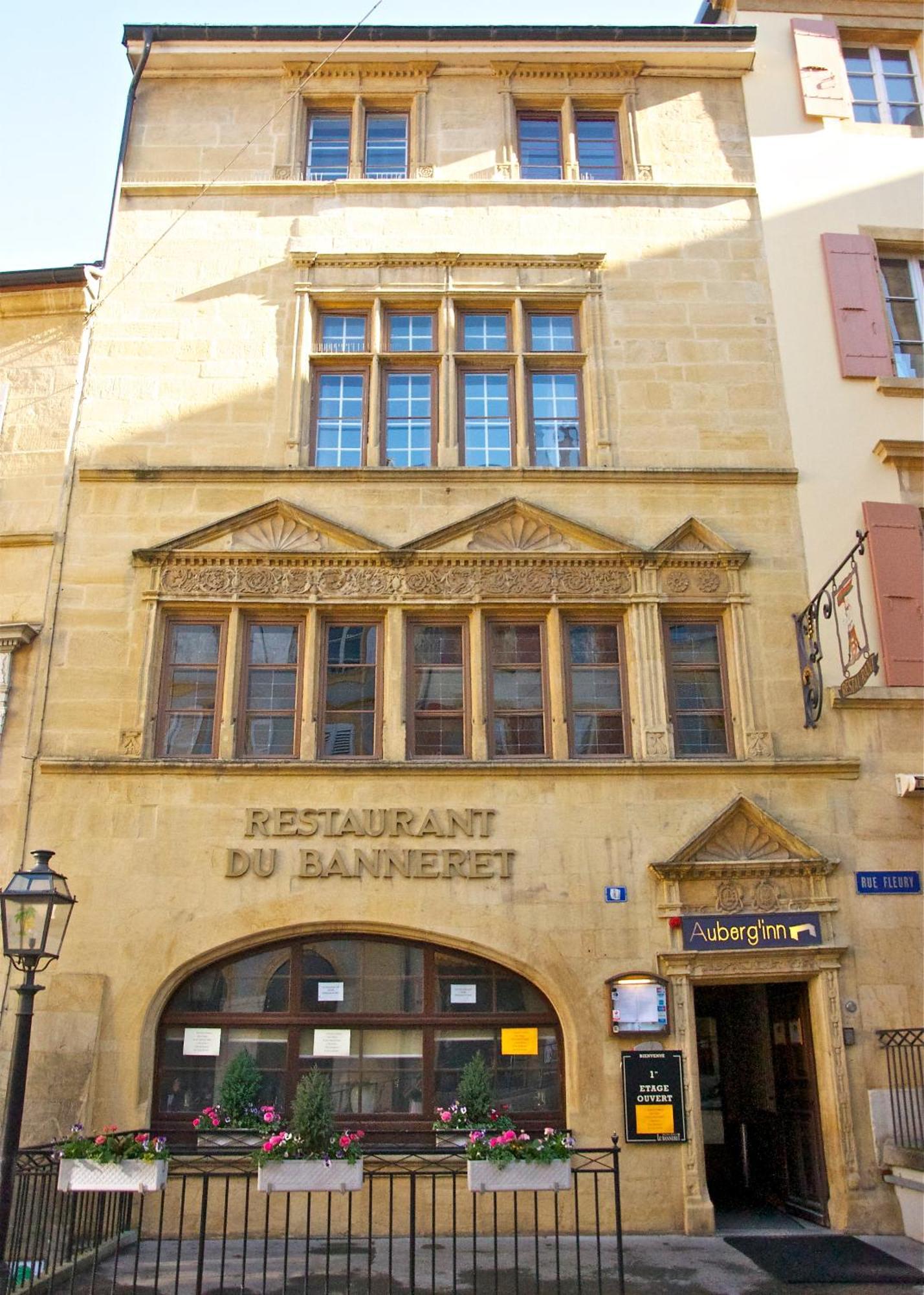 Aux Chambres Du Banneret Neuchâtel Extérieur photo